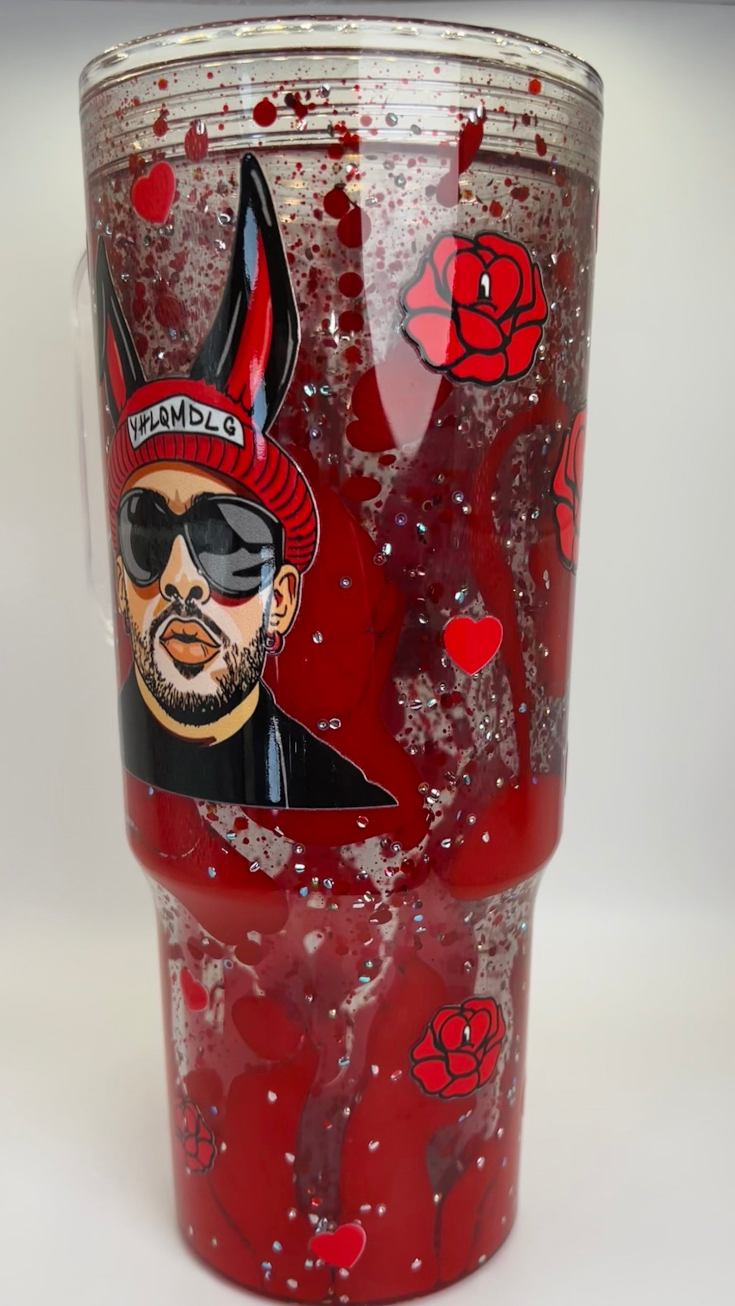 40oz Acrylic Snowglobe w/ Handle-- Bad Bunny Lava Love